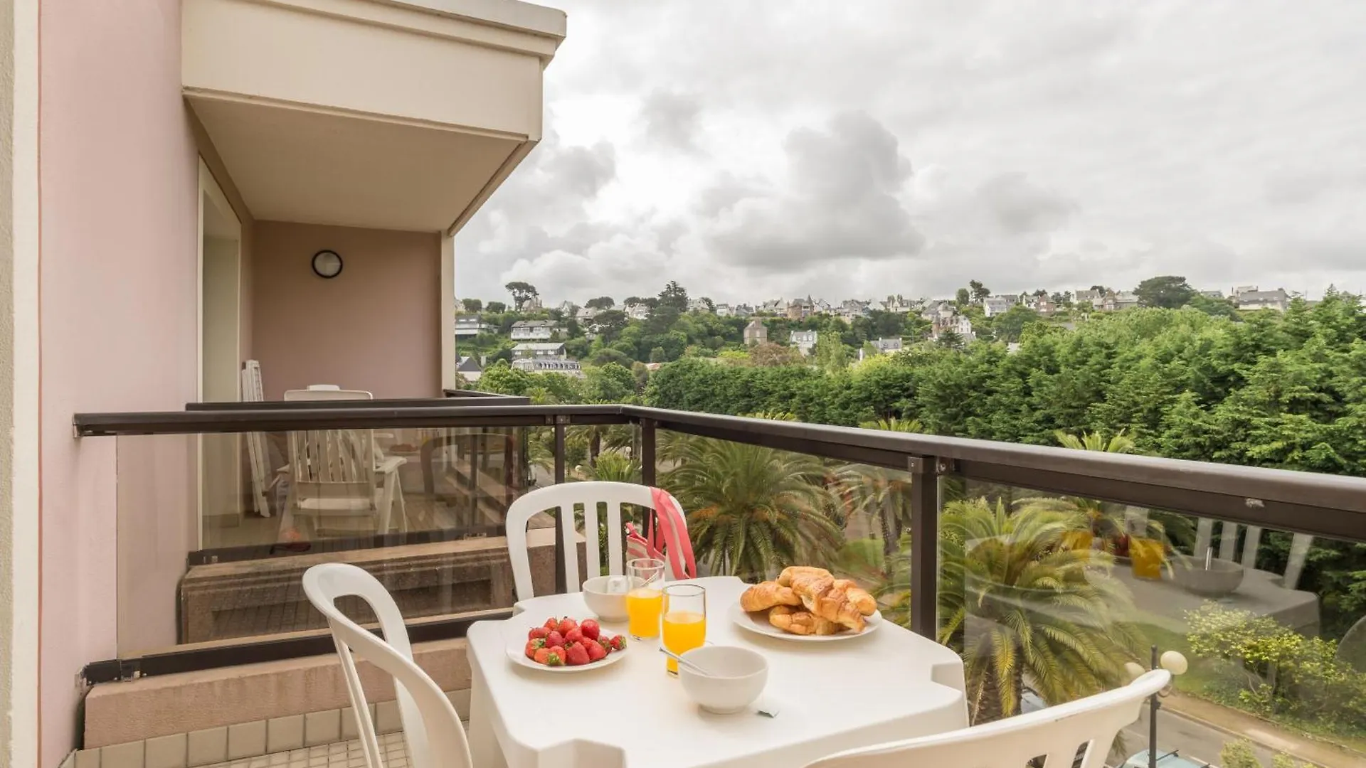 Residence Pierre & Vacances L'Archipel Perros-Guirec 3*,