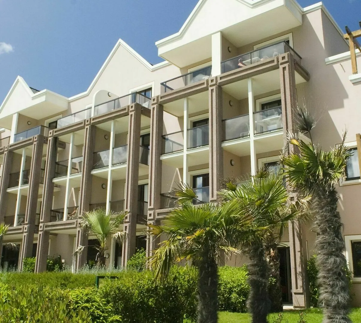 Residence Pierre & Vacances L'Archipel Perros-Guirec 3*,